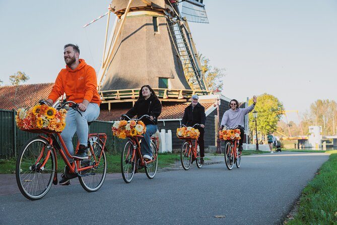 Countryside Bike Tour from Amsterdam: Windmill, Cheese Farm, and IJ River Ferry
